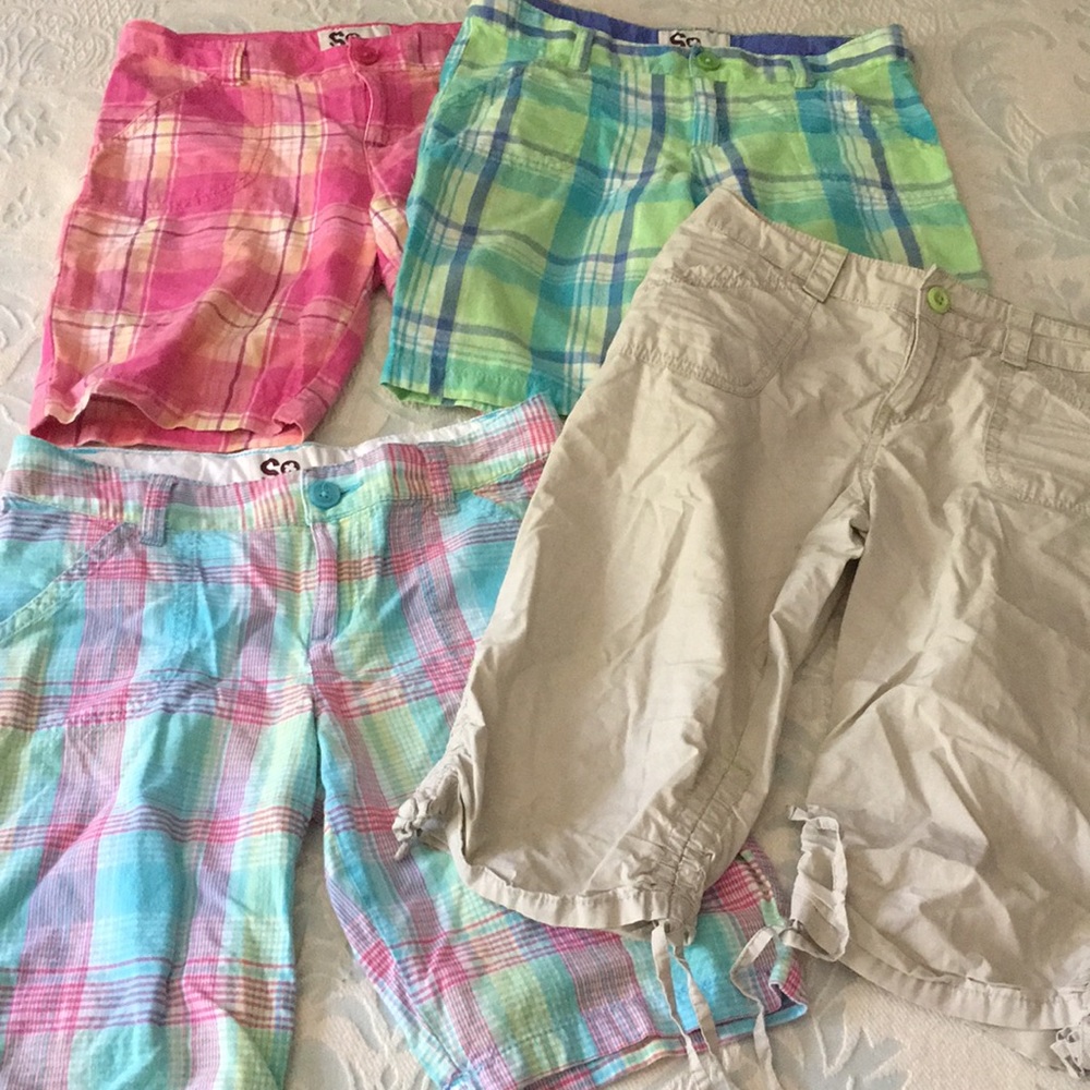 SO girl Bermuda shorts bundle SZ 12 adjustable waist